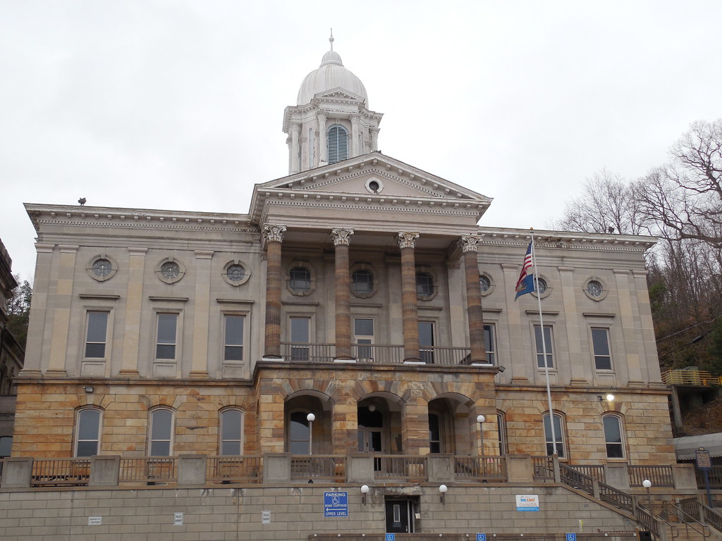 Armstrong County Courthouse Kittanning Pennsylvania Const Flickr