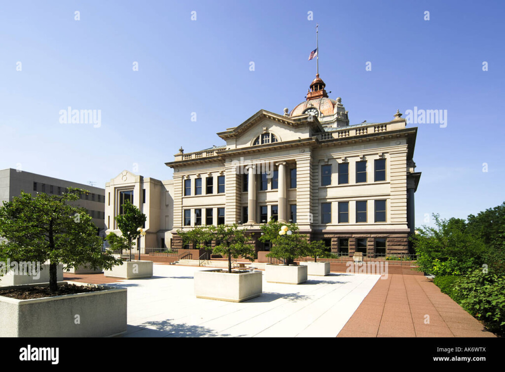 Brown County Courthouse In Green Bay Wisconsin WI Stock Photo Alamy