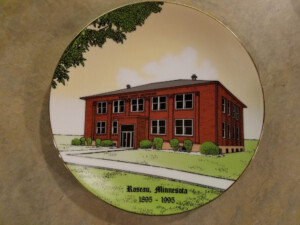 Collectible Plate Roseau County Courthouse Roseau County Historical