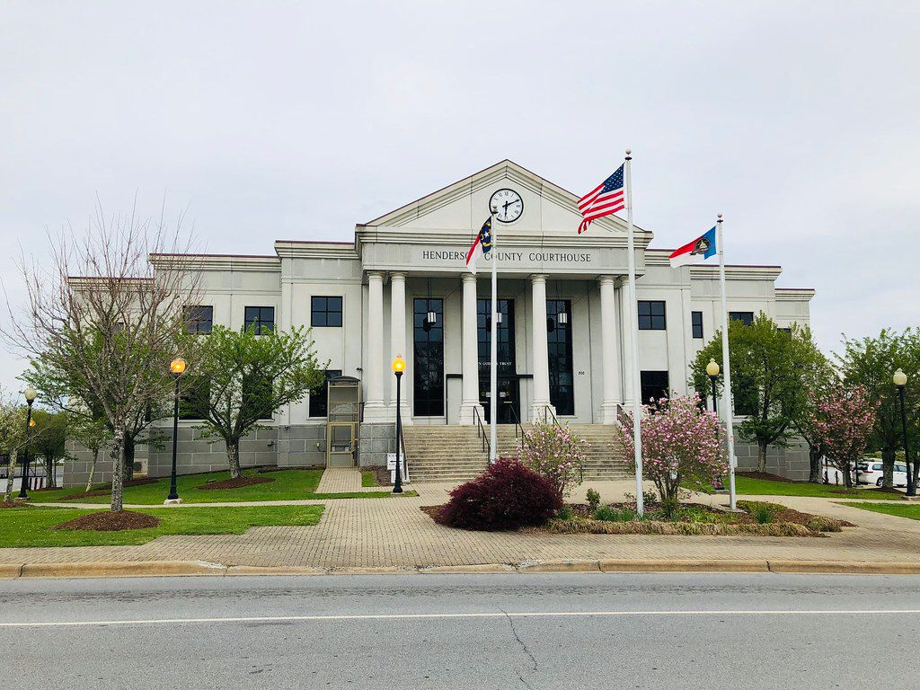 Henderson County Courthouse In Hendersonville North Carolina Paul 