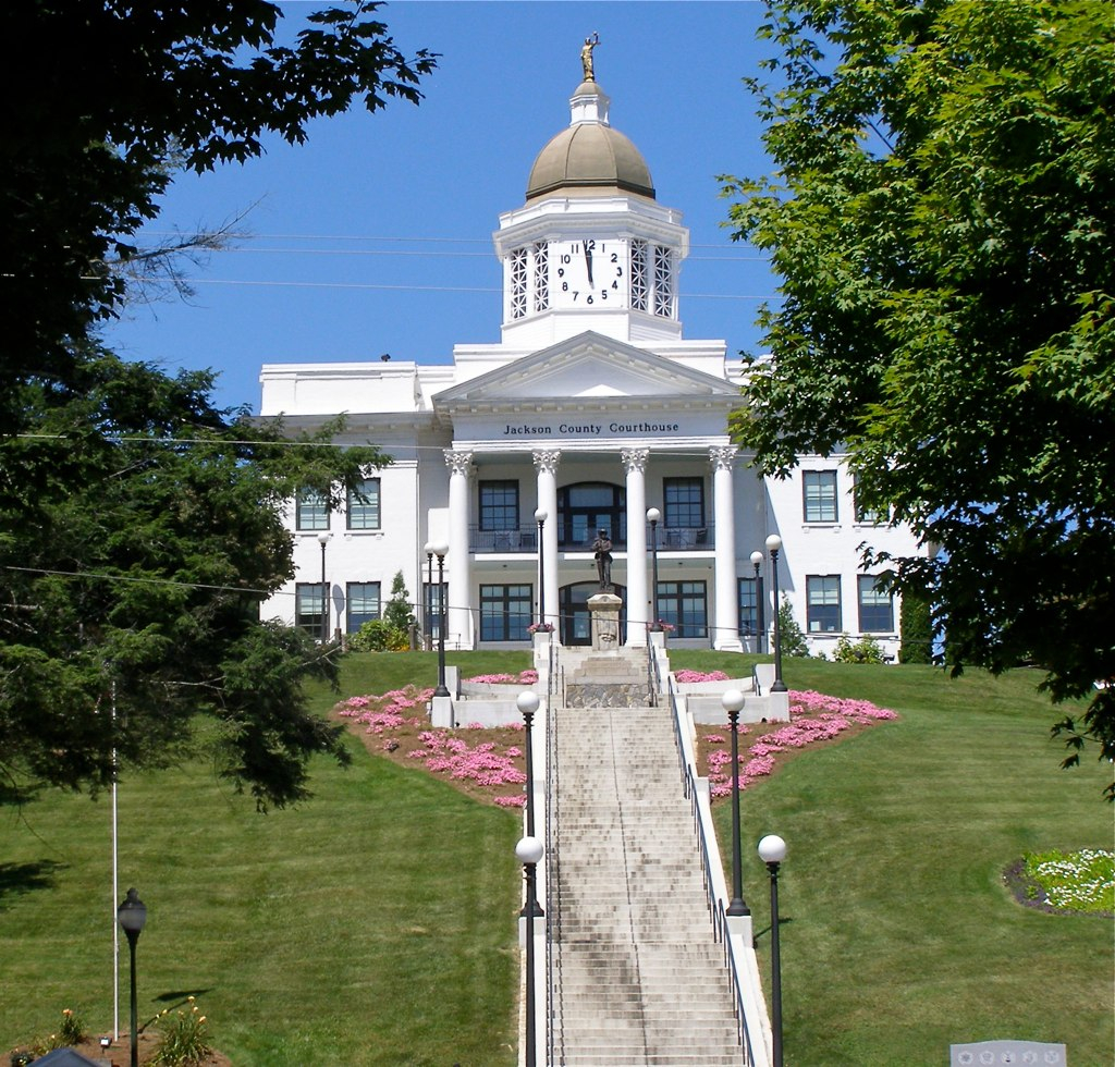 Jackson County Courthouse Sylva NC Built 1913 The Cour Flickr