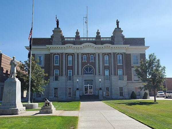 KRVN 880 KRVN 93 1 KAMI Hernandez Corona Murder Trial Opens In 