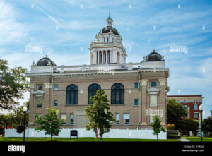 Lowndes County Court House Hi res Stock Photography And Images Alamy