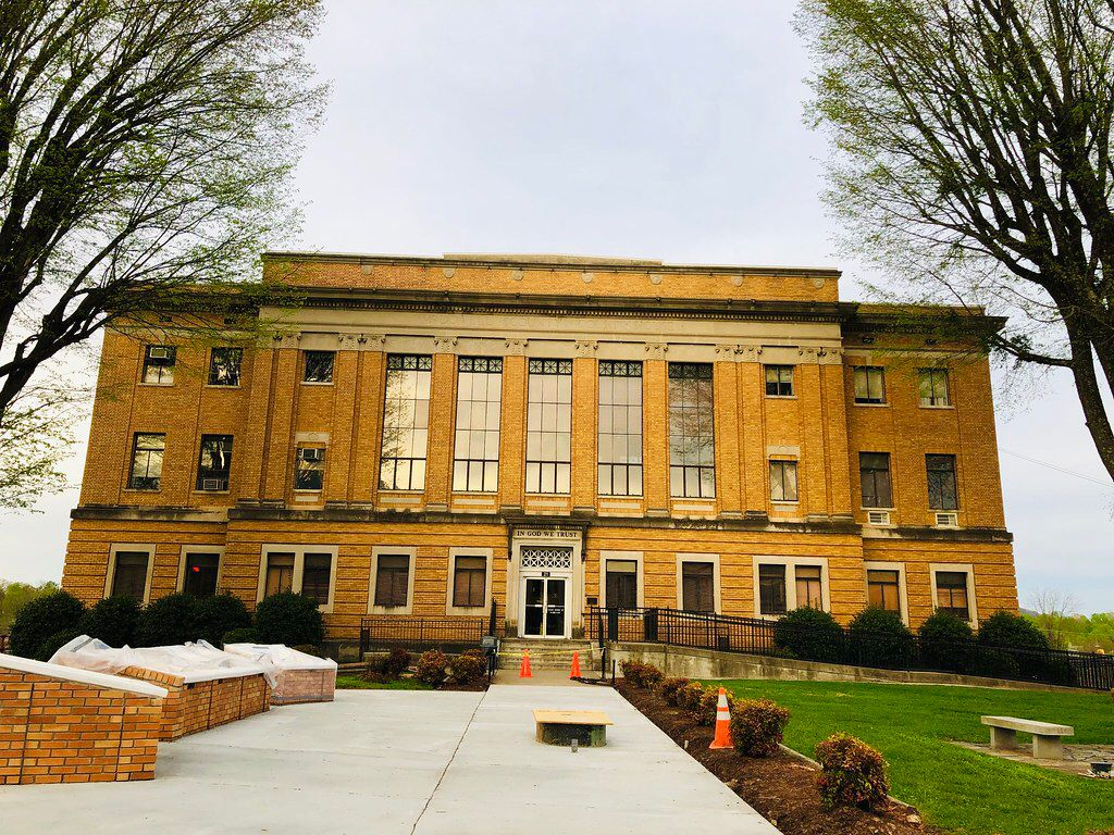 McDowell County Courthouse In Marion North Carolina Paul Chandler 